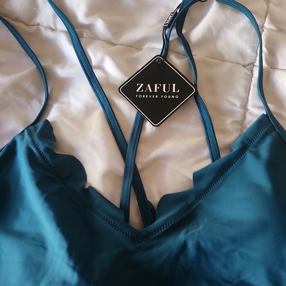 BRAND NEW BIKINI XL - Picture 3 of 7